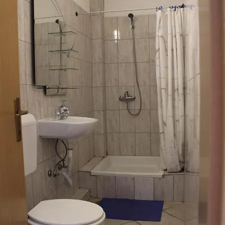 Studio In With Seaview, Terrace, Air Condition, Wifi